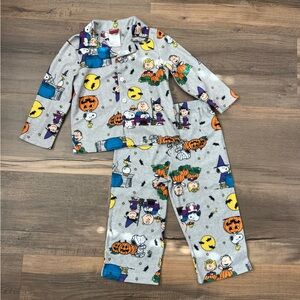 Peanuts Charlie Brown Snoopy & Gang Halloween 2-Piece Pajama Set Size 3T